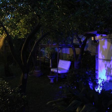 Residenza Caserta Sud - Appartamento Con Giardino Exteriör bild