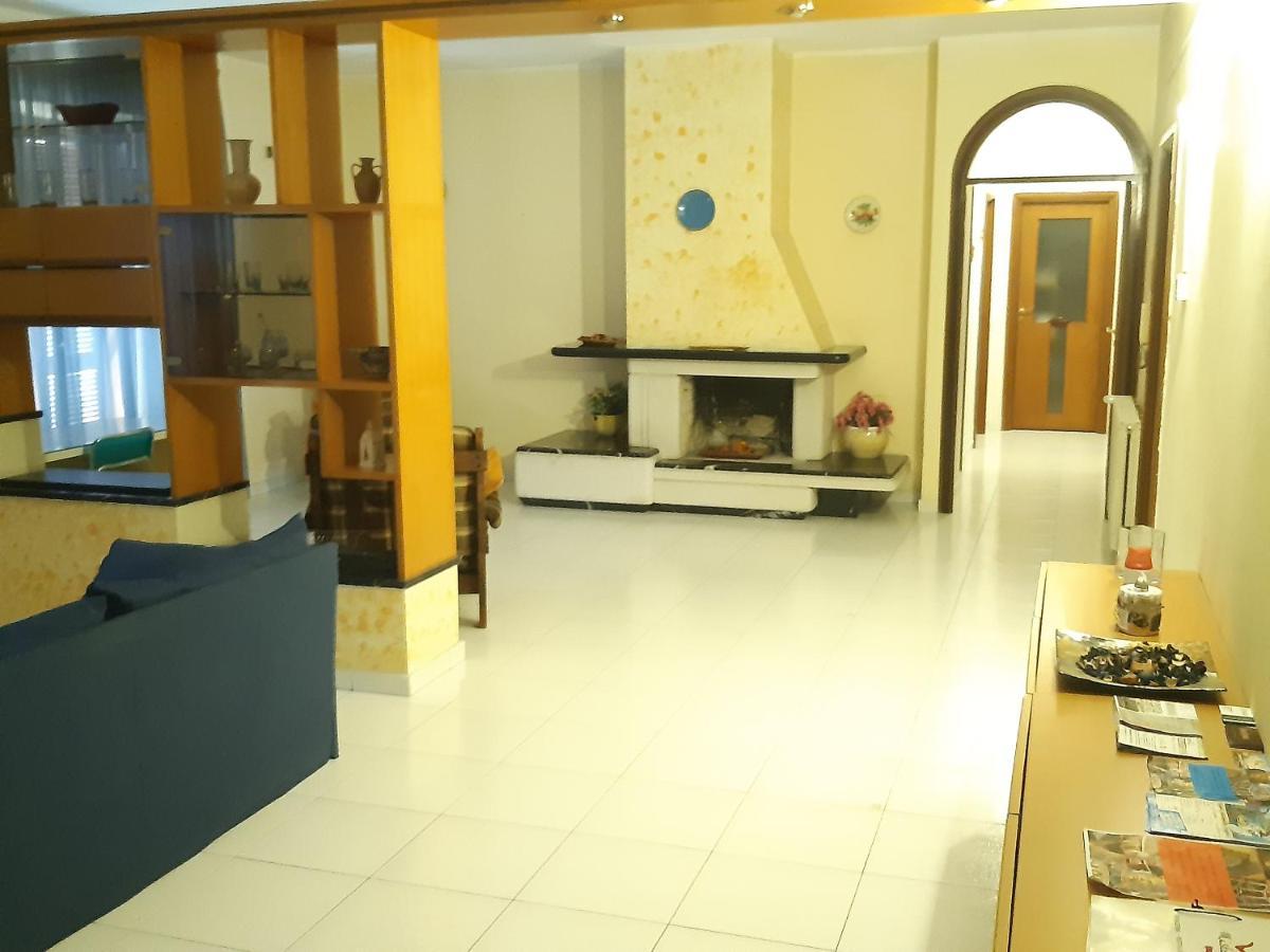 Residenza Caserta Sud - Appartamento Con Giardino Exteriör bild
