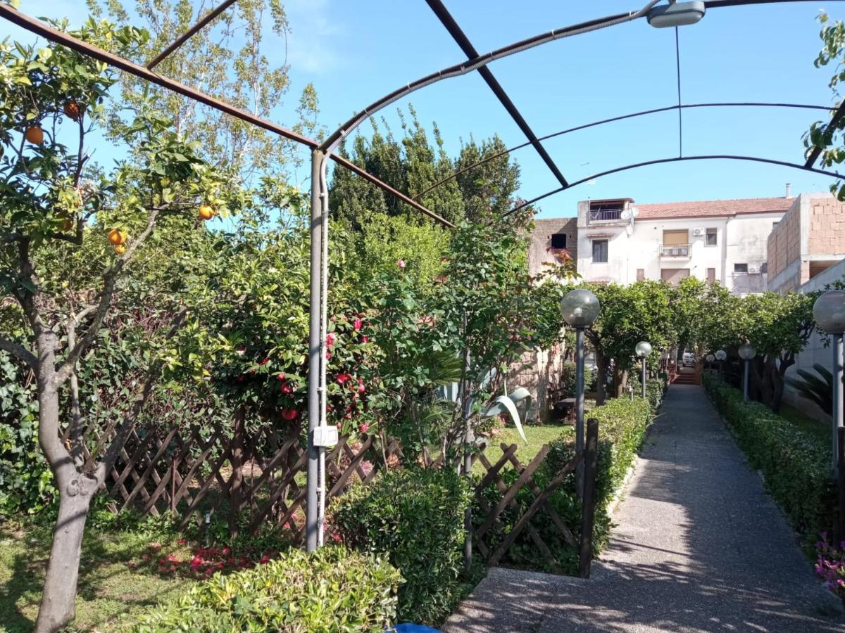 Residenza Caserta Sud - Appartamento Con Giardino Exteriör bild